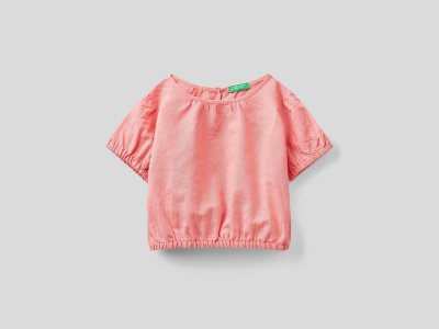 Укороченная рубашка из смесового льна Benetton. Цвет: розовый