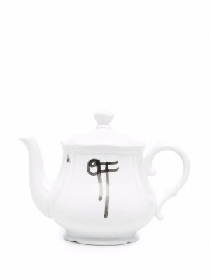 Фарфоровый чайник из коллаборации с Ginori 1735 Off-White. Цвет: белый