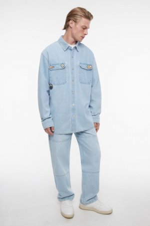 Рубашка джинсовая с вышивкой и нагрудными карманами befree. Цвет: голубой