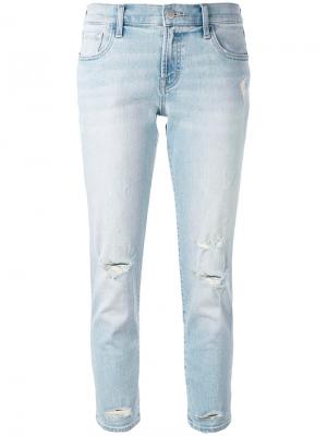 Укороченные джинсы с рваной отделкой J Brand. Цвет: синий