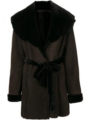 Пальто с большим воротником Liska. Цвет: коричневый