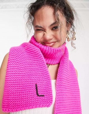 Розовый вязаный шарф с монограммой и буквой L ASOS