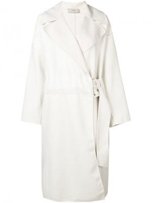 Пальто в стиле оверсайз Maison Flaneur. Цвет: белый