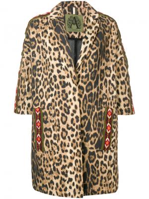 Леопардовое пальто с укороченными рукавами Alessandra Chamonix. Цвет: коричневый