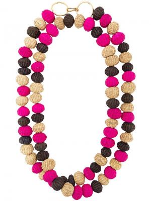 Длинное многослойное ожерелье из бус Carolina Herrera. Цвет: розовый