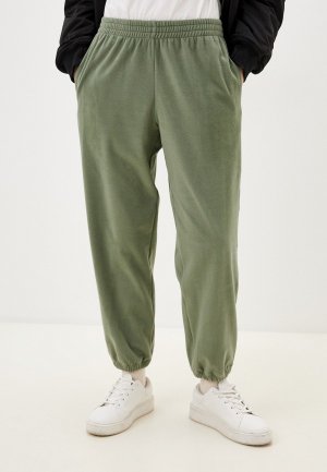 Брюки спортивные Sport Angel Plush Khaki pants. Цвет: зеленый