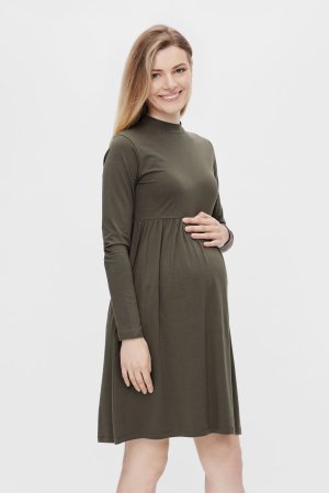 Свободное платье для беременных с водолазкой , белый Mamalicious