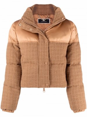 Укороченная стеганая куртка Elisabetta Franchi. Цвет: коричневый