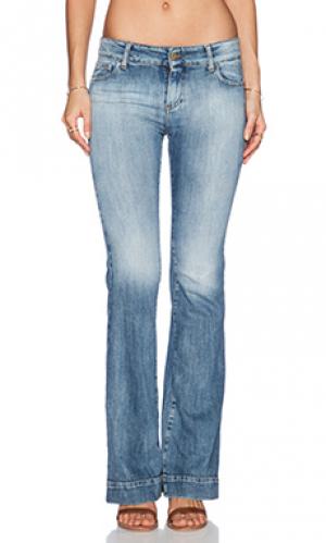 Расклешенные джинсы adriana Acquaverde. Цвет: none
