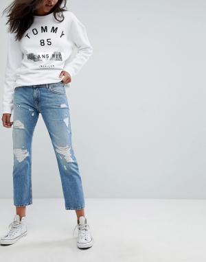 Укороченные прямые джинсы с прорехами и классической талией Lana Tommy Jeans. Цвет: синий